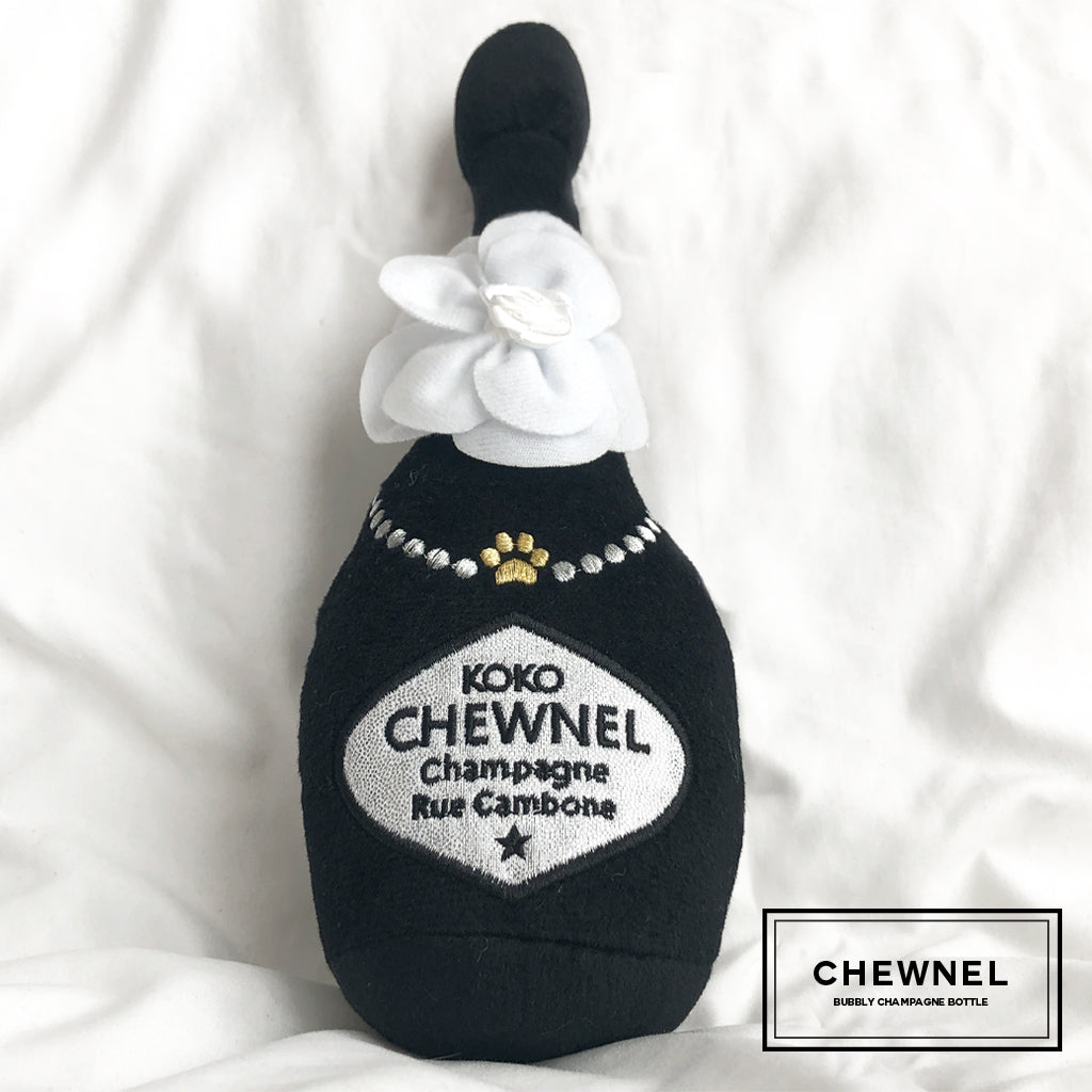 Chewy Vuitton Mini Designer Dog Toy Purse – FrankandBeanz Fancy